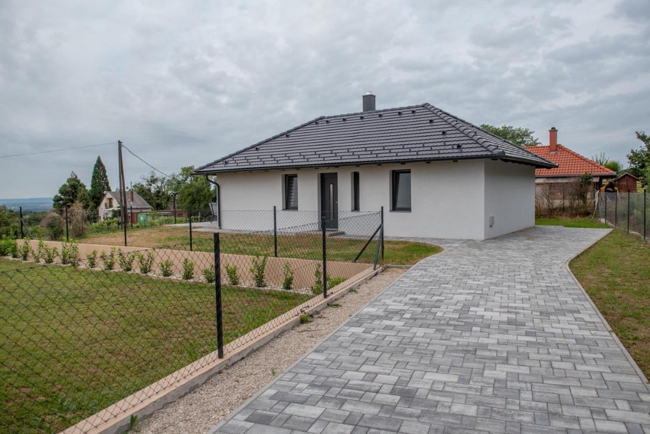 Bridgiet Home Apartman Cserszegtomaj Exteriér fotografie